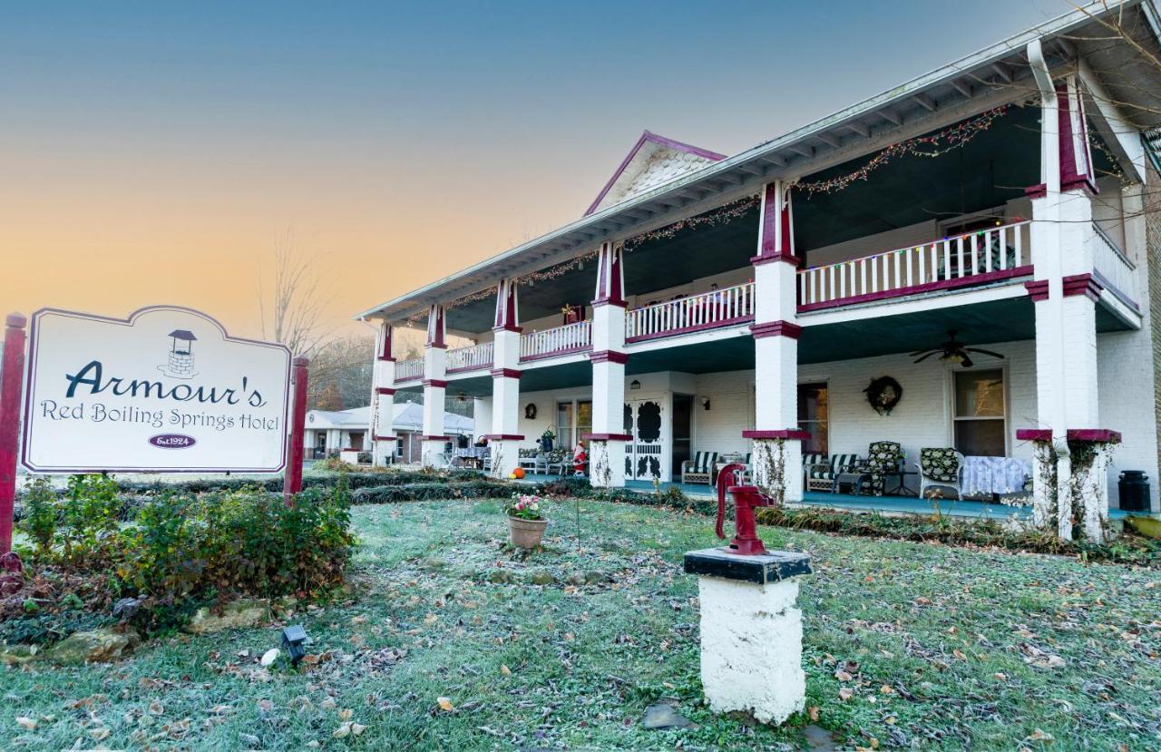 Armour'S Hotel & Spa Red Boiling Springs Exteriör bild